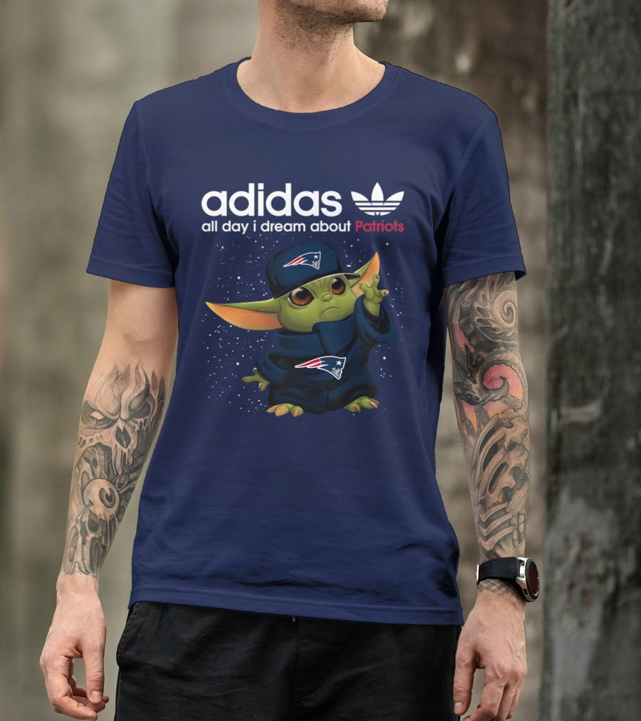 All Day I Dream About Patriots Yoda T-Shirt