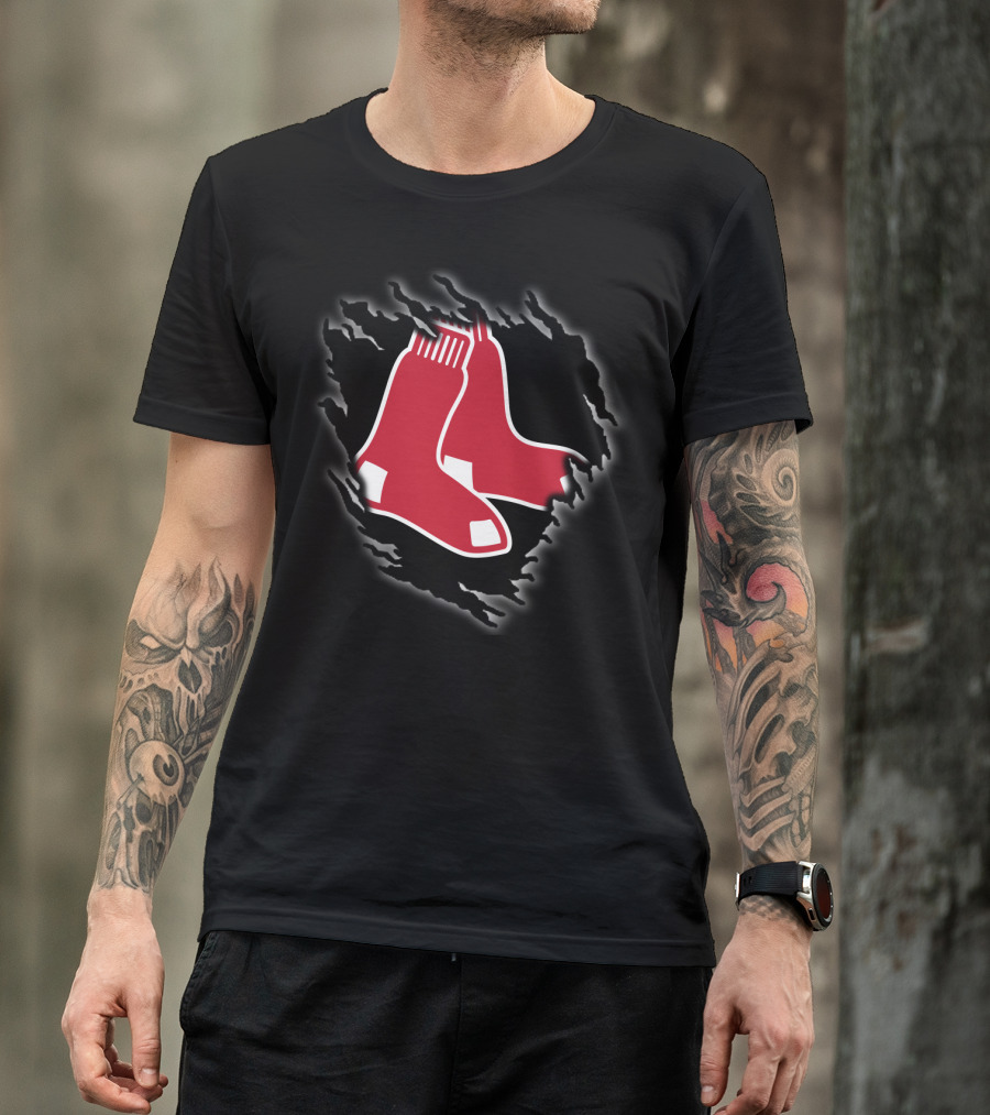 Boston Red Sox Logo With Ripped Effect T-Shirt