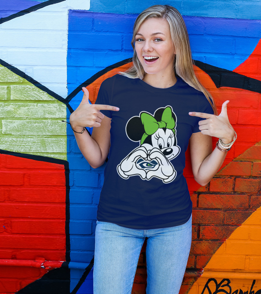 Minnie Mouse Heart Hands Seattle Seahawks T-Shirt