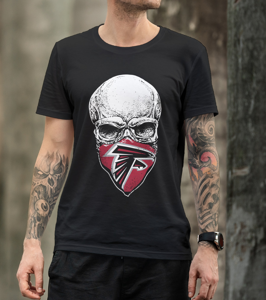 Atlanta Falcons Skull Bandana T-Shirt