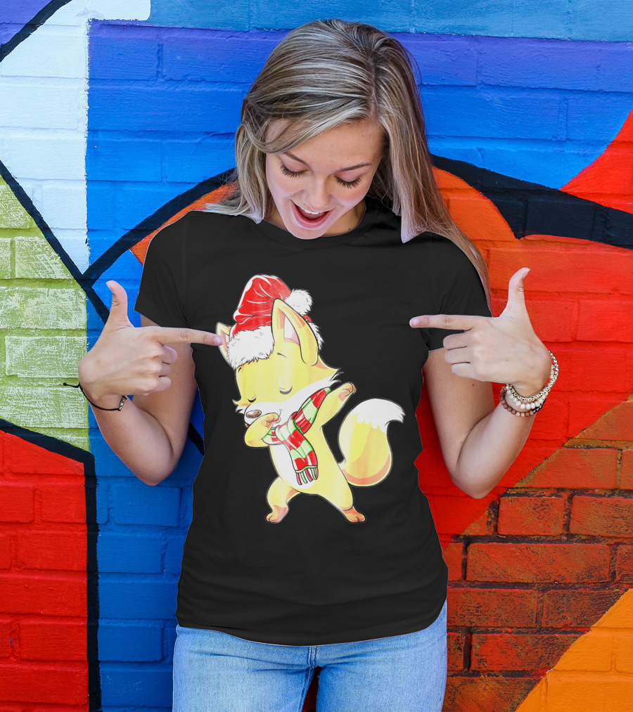 Christmas Fox Dabbing In Santa Hat And Scarf T-Shirt