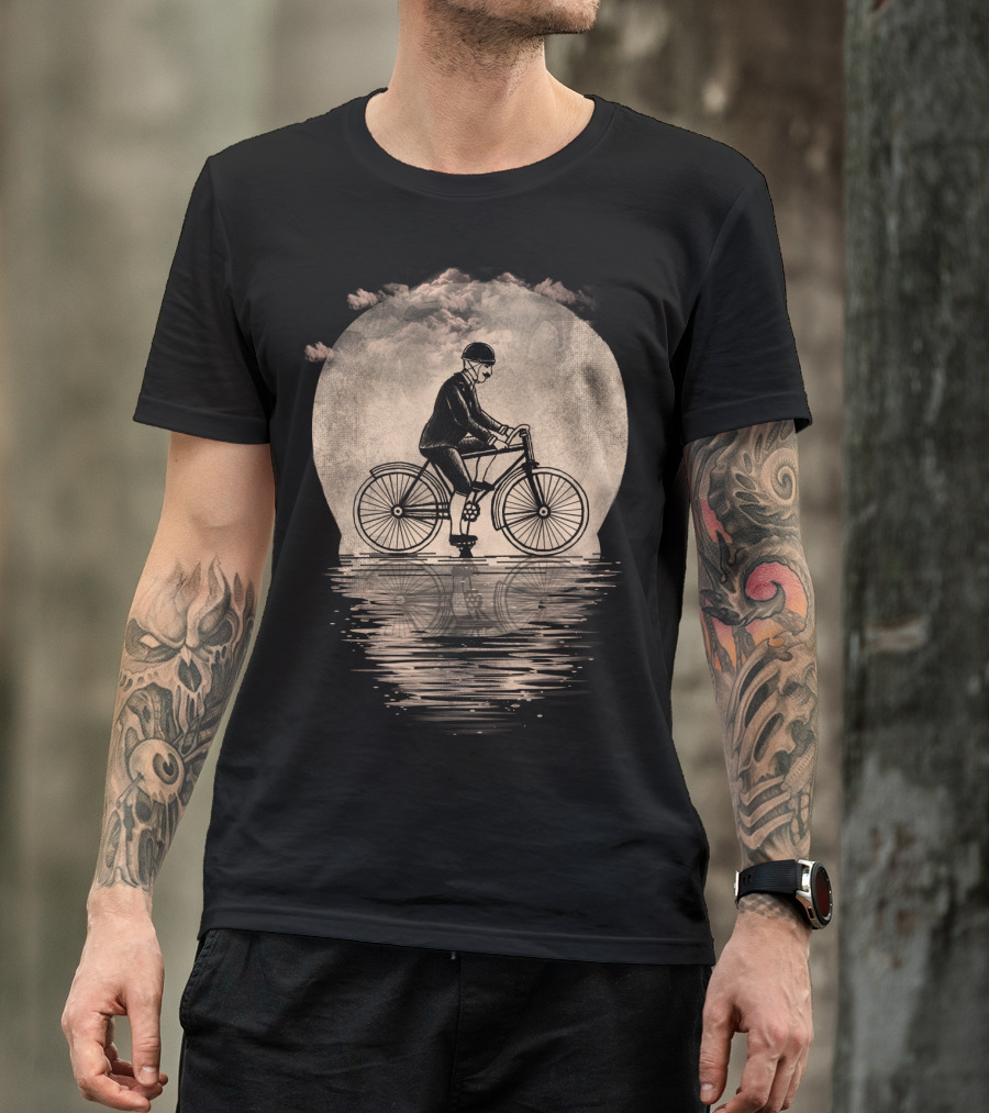 Live To Ride Cloudy Reflection Vintage Cyclist T-Shirt