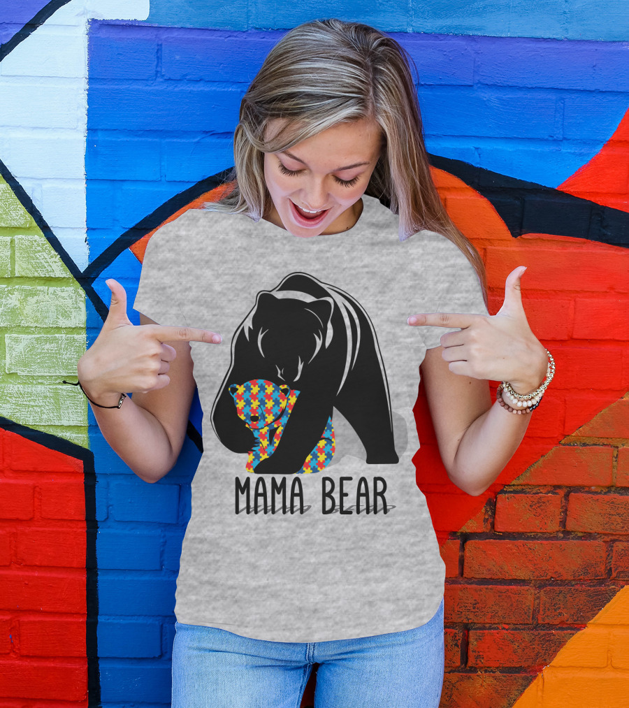 Mama Bear Autism Puzzle Bear Hug T-Shirt