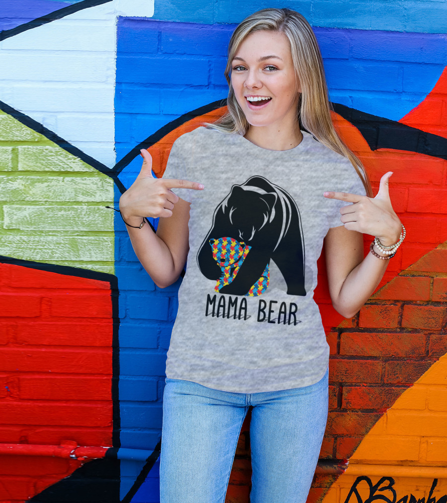 Mama Bear Autism Puzzle Bear Hug T-Shirt