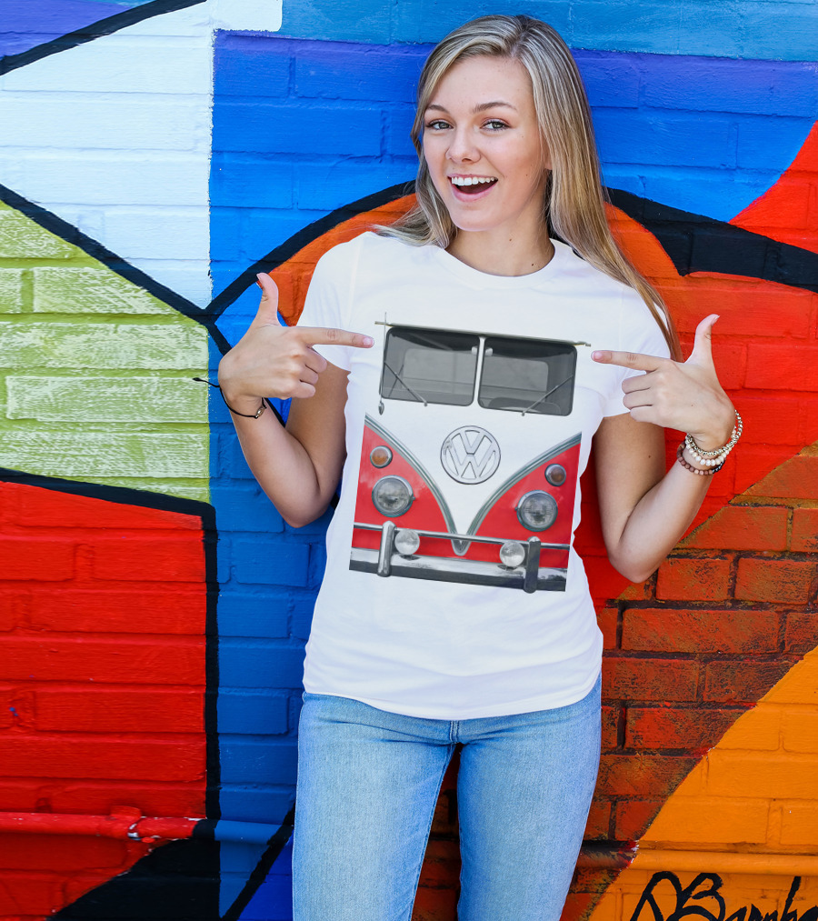Volkswagen Camper Van Front Red And White Classic T-Shirt