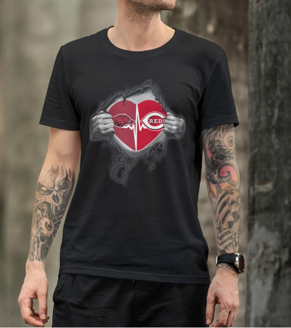 Arkansas Razorbacks Cincinnati Reds Heartbeat T-Shirt