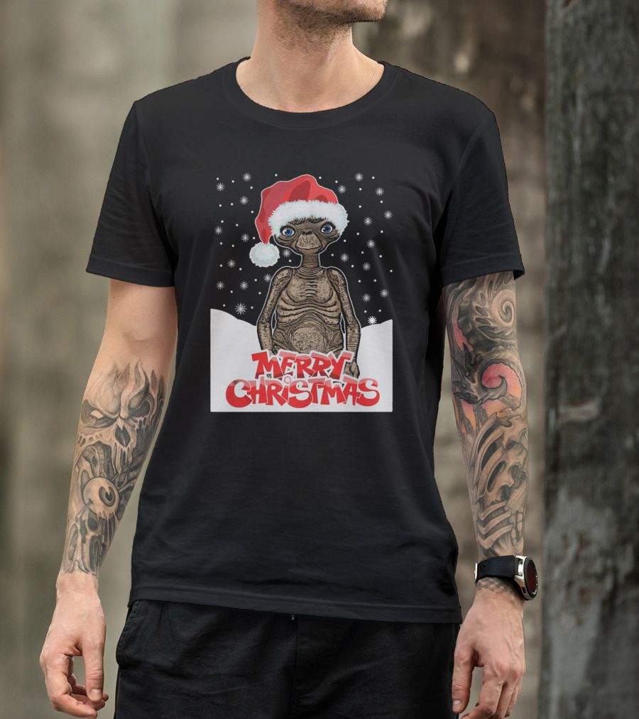 Merry Christmas ET The Extra Terrestrial Santa Hat Snowflakes T-Shirt