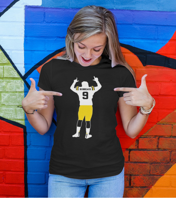 Joe Burreaux 9 LSU Football Victory Pose T-Shirt