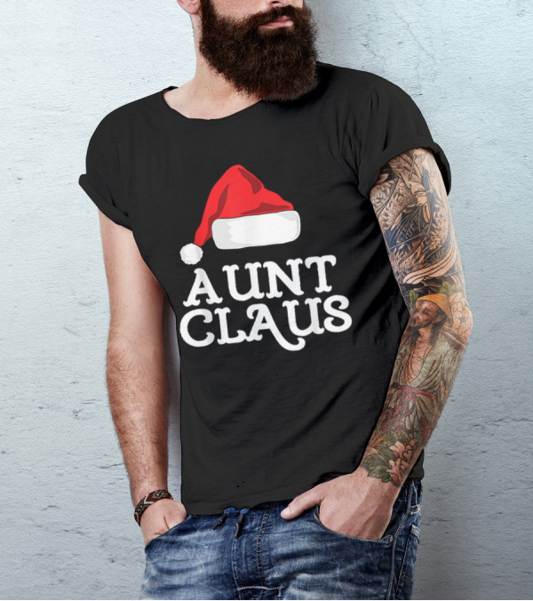 Aunt Claus Christmas Santa Hat Family Group T-Shirt