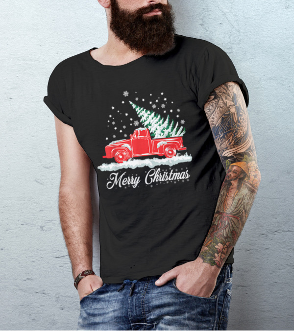 Merry Christmas Classic Old Red Truck With XMAS Tree Snowflakes T-Shirt