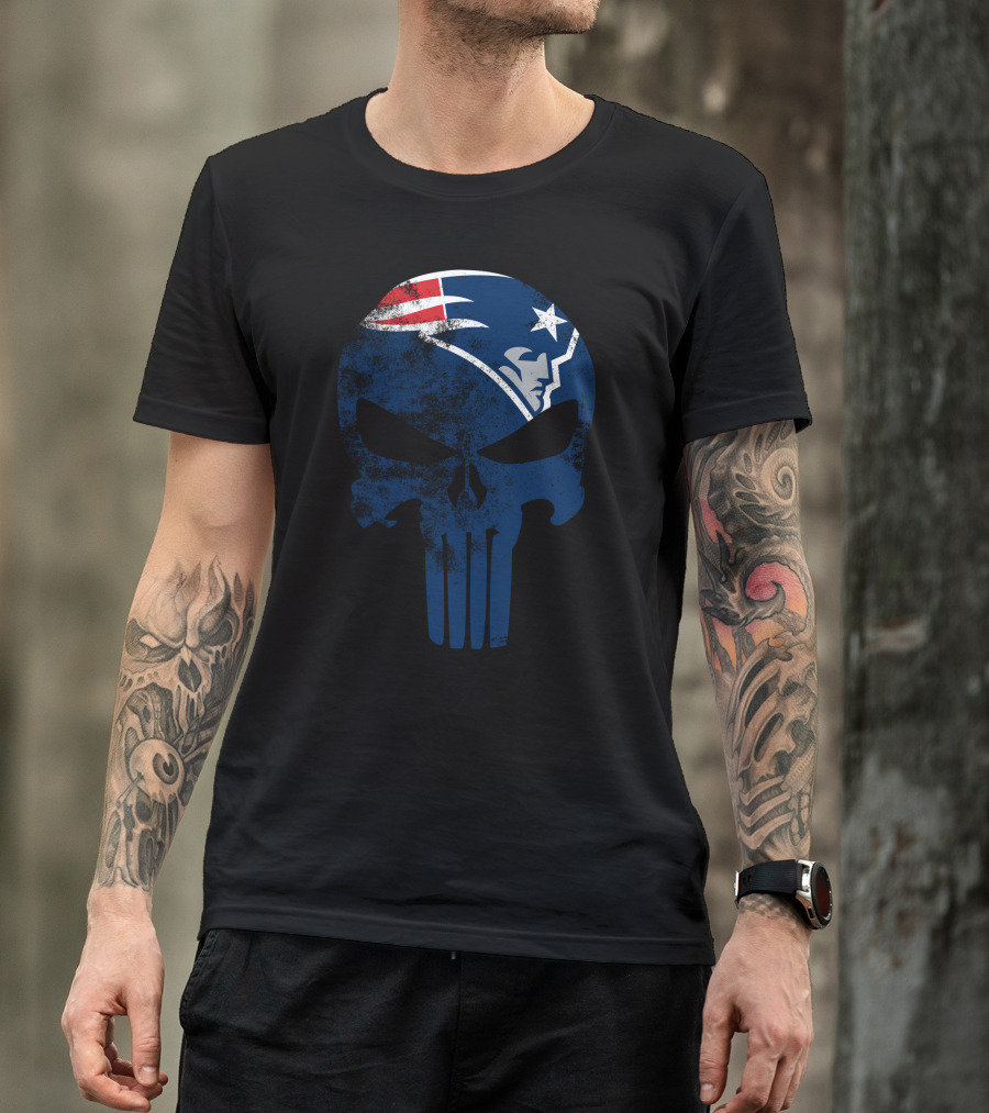 New England Patriots Skull Punisher Logo Fusion T-Shirt