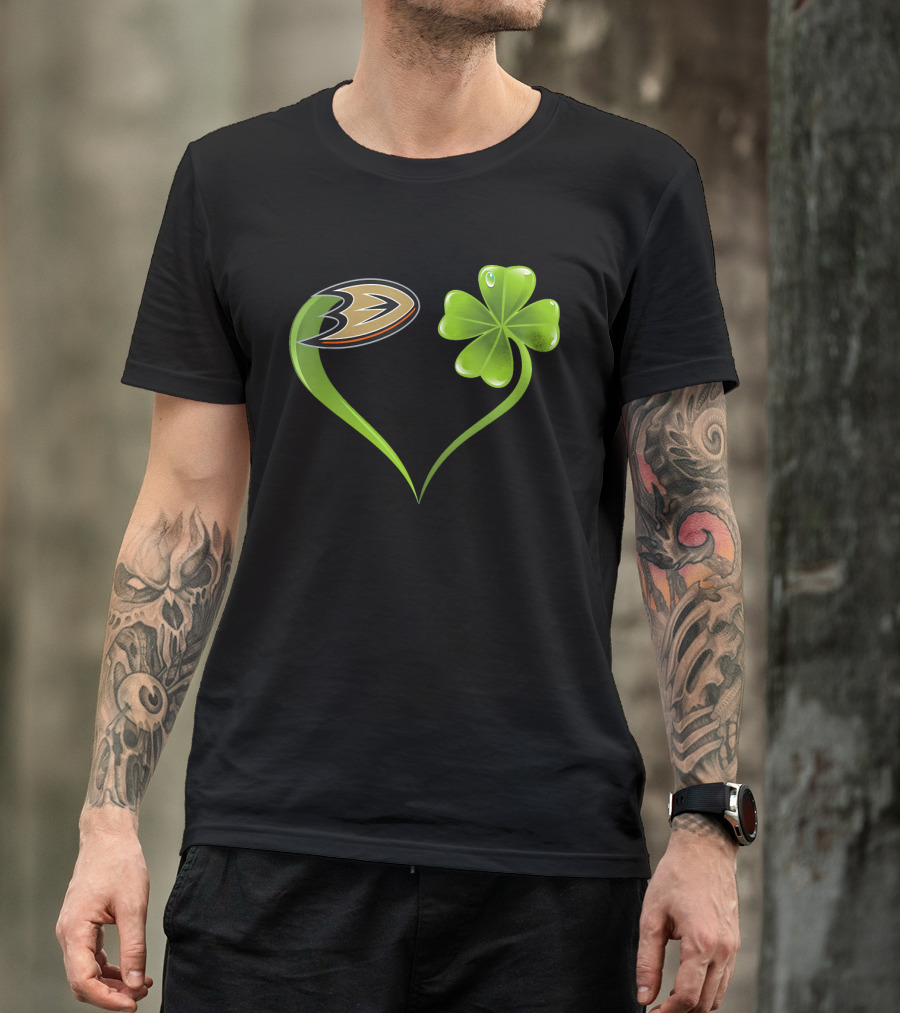St Patrick's Day Anaheim Ducks Shamrock Heart T-Shirt