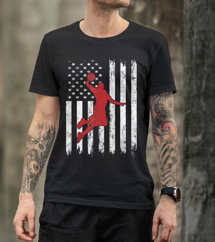 Proud American Basketball Vintage Flag Dunking T-Shirt
