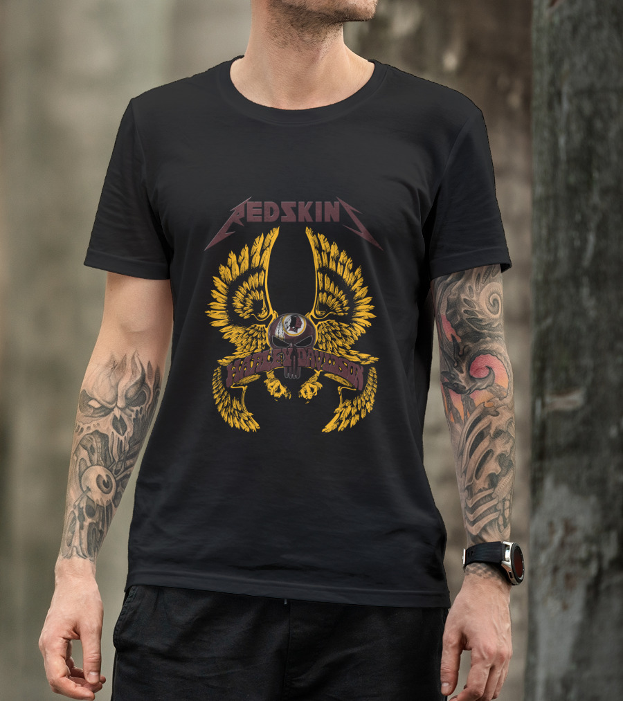 REDSKIN Battled Judged Winged Skull T-Shirt
