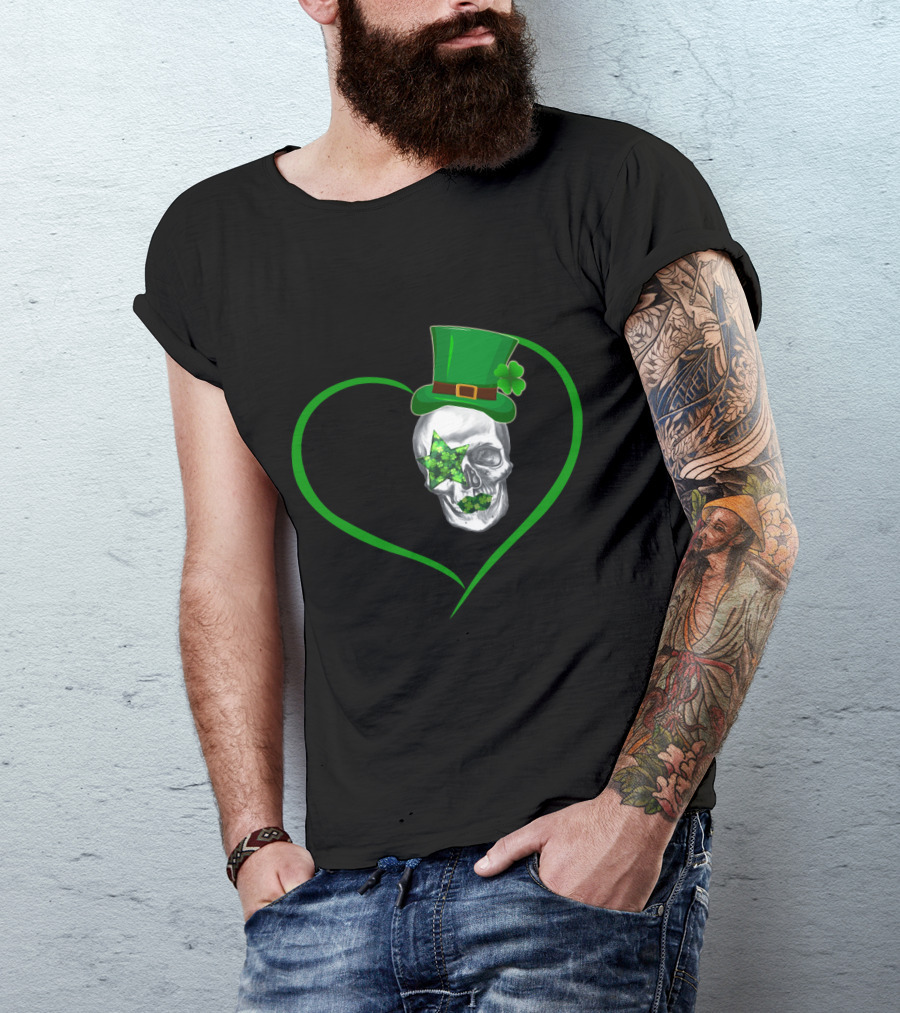 Kiss 02 Skull With Shamrock Star And Green Top Hat Inside Heart Shape T-Shirt