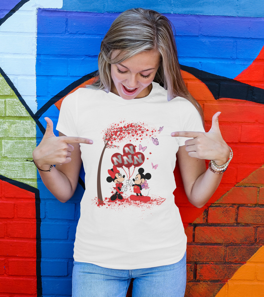 Ncaa Nebraska Cornhuskers Mickey Minnie Balloons Butterflies T-Shirt