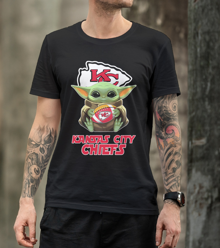 Kansas City Chiefs Baby Yoda Football T-Shirt