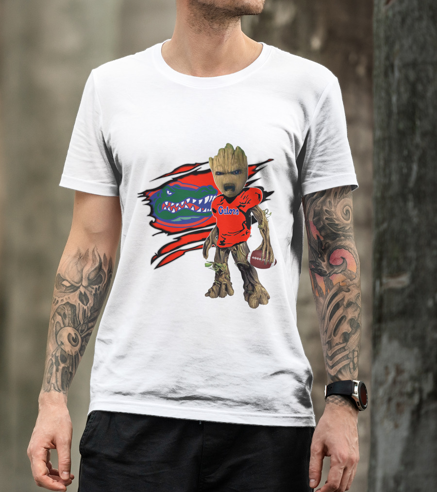 I Am Gators Fan's Football Groot With Alligator T-Shirt