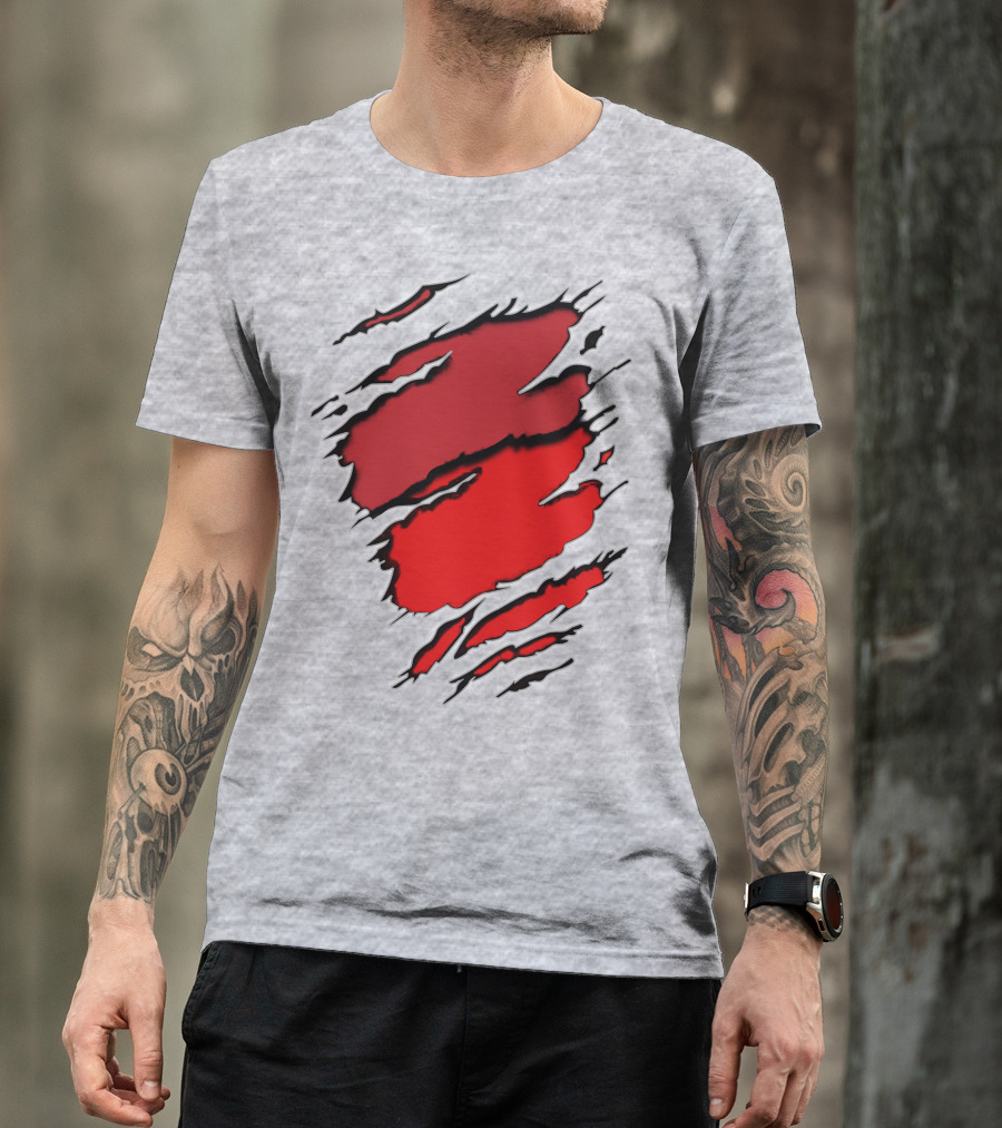 Chie-Car Red Ripped Claw Marks T-Shirt