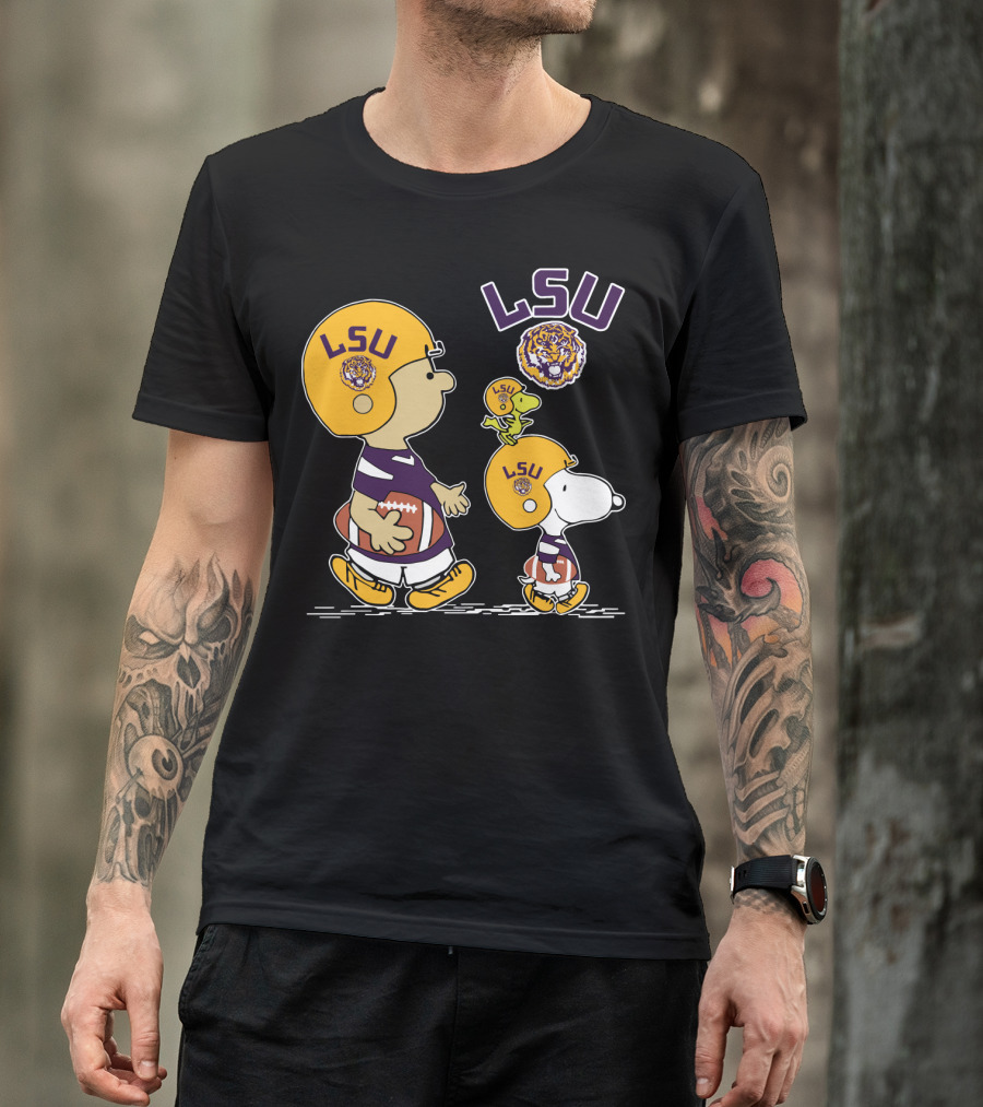 LSU Tigers Peanuts Characters Football Helmets T-Shirt