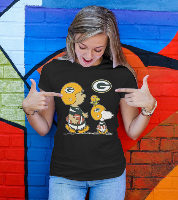 Packers Snoopy Charlie Brown Woodstock Football Helmets T-Shirt
