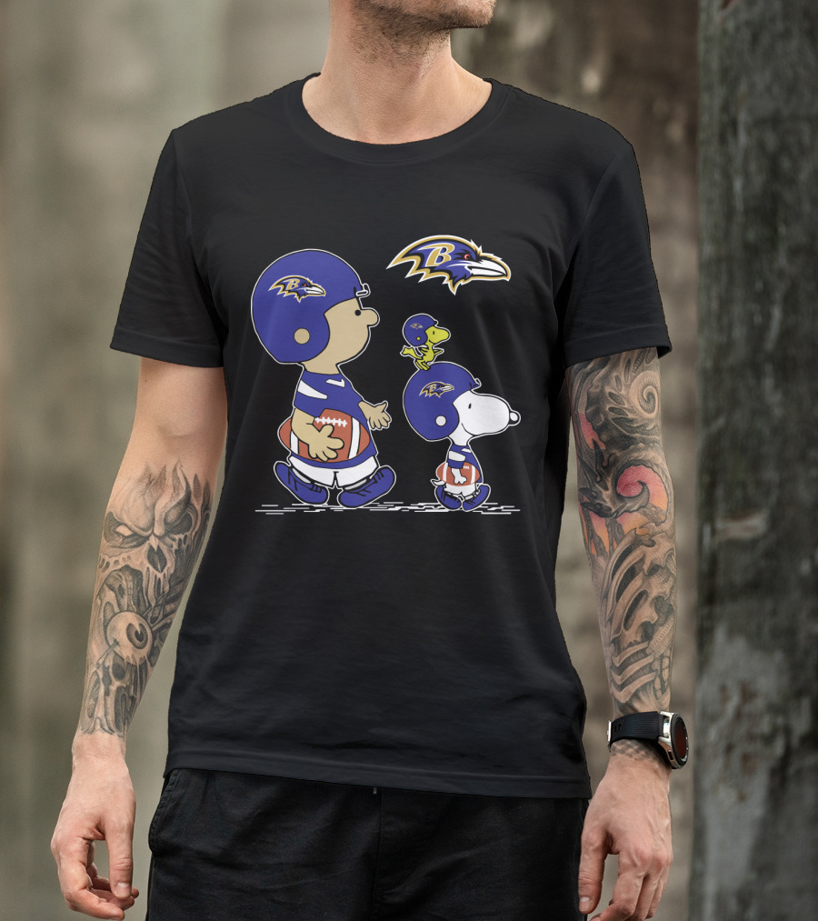 Baltimore Ravens Peanuts Snoopy Woodstock Football Team T-Shirt