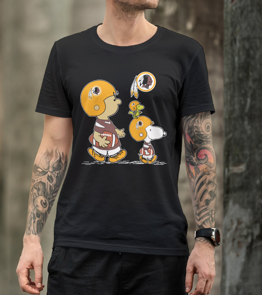 Redskins Snoopy And Woodstock Football Helmets T-Shirt