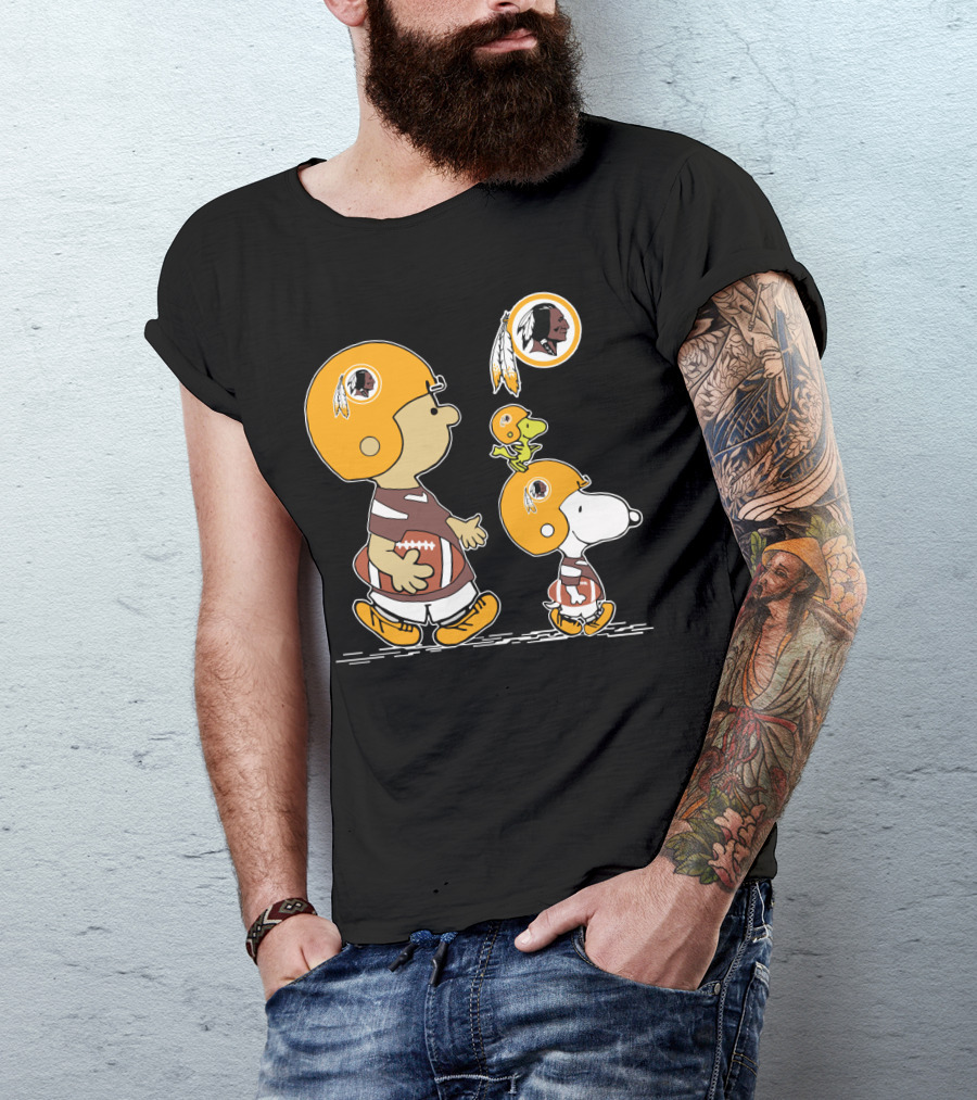 Redskins Snoopy And Woodstock Football Helmets T-Shirt