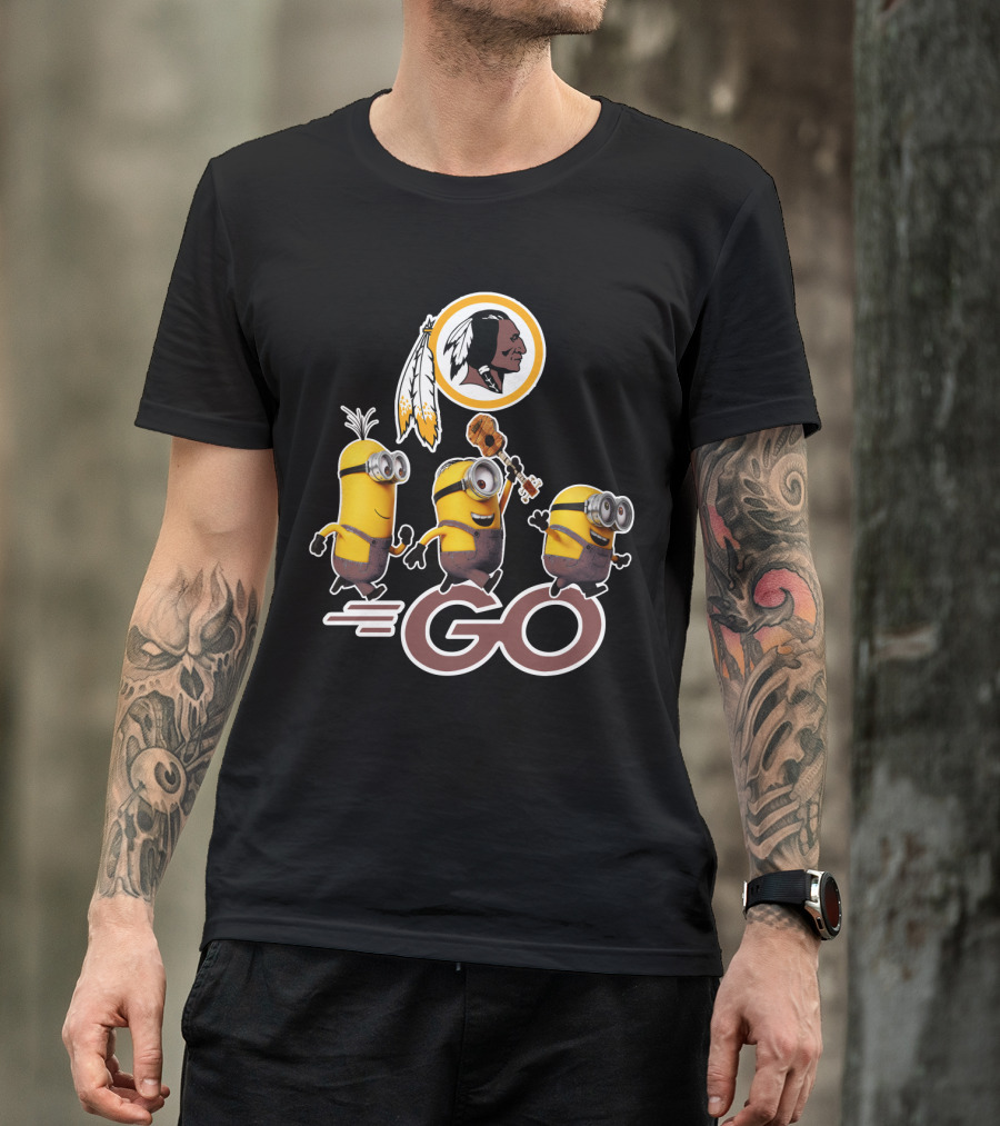 Minions Go Redskins Fan Logo With Ukulele And Feathers T-Shirt