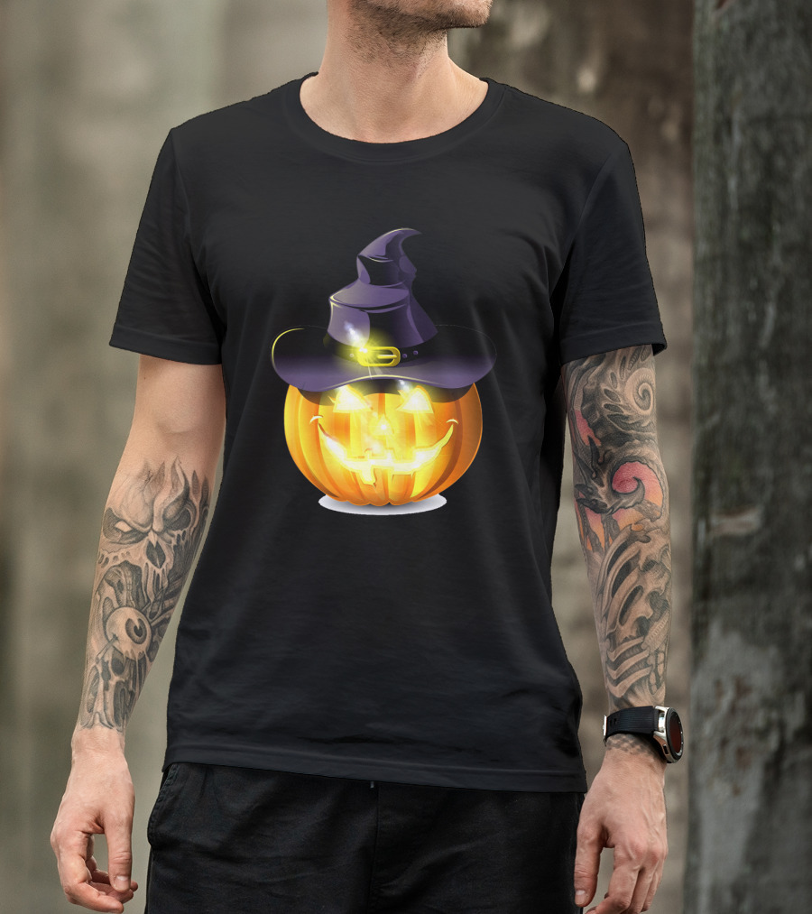 Halloween Pumpkin With Witch Hat And Glowing Smile T-Shirt
