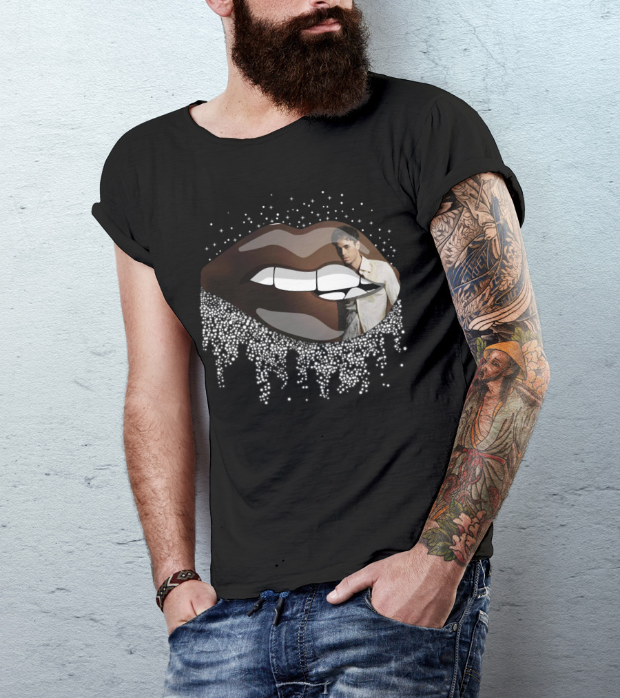 Enrique Iglesias Graphic With Sparkling Lips T-Shirt
