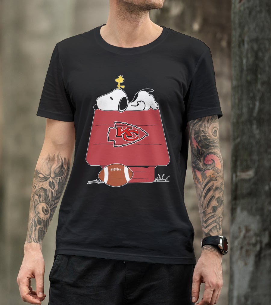 Kansas City Chiefs Kc Snoopy Doghouse Football T-Shirt