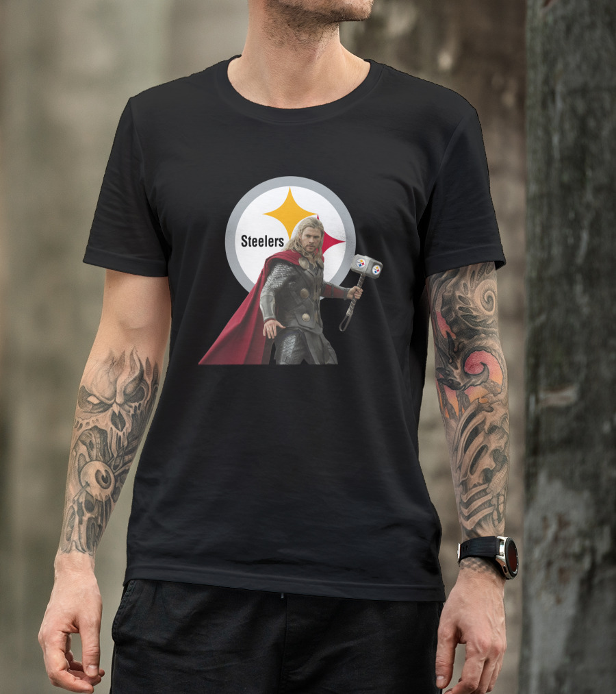 Steelers And Red Cape Hero With Hammer T-Shirt