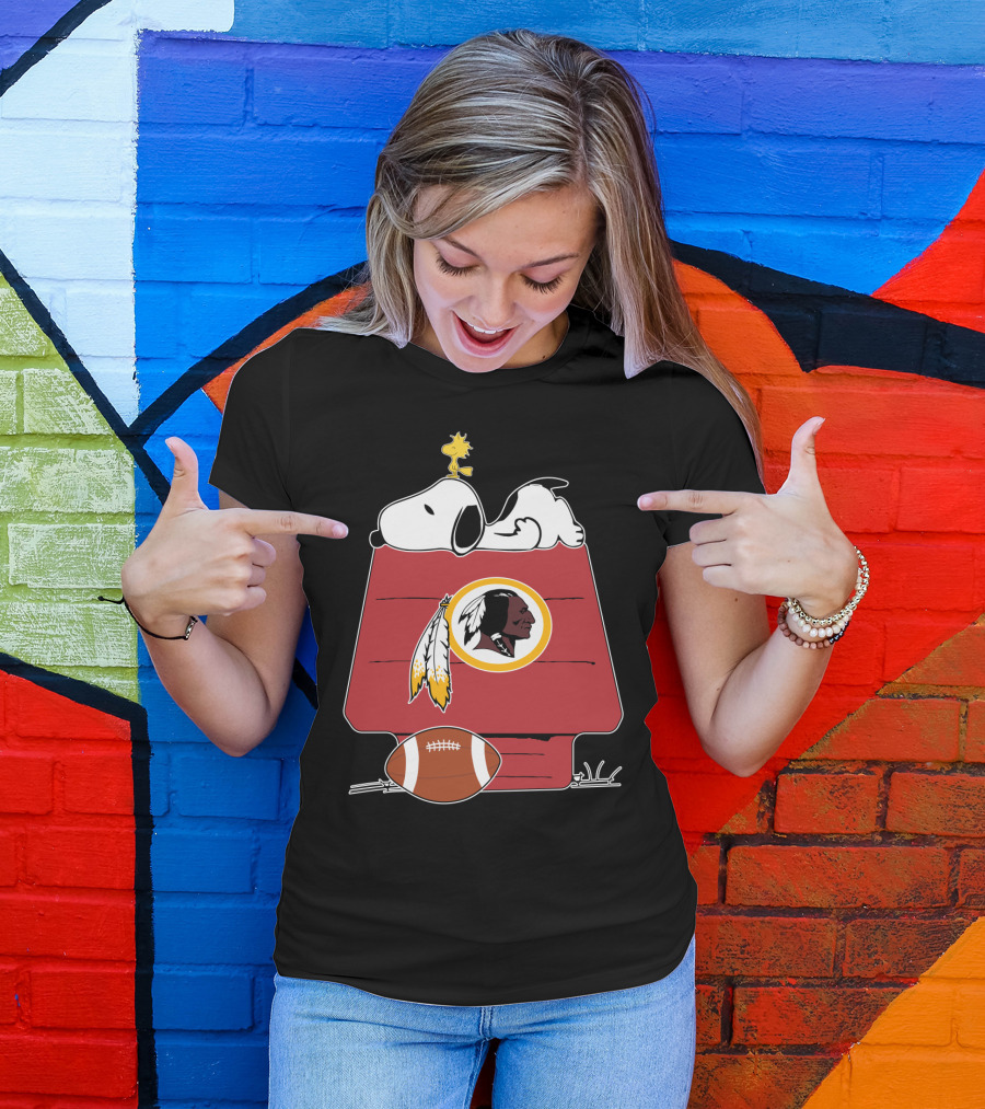 Snoopy And Woodstock With Washington Redskins Iconic Logo Football T-Shirt