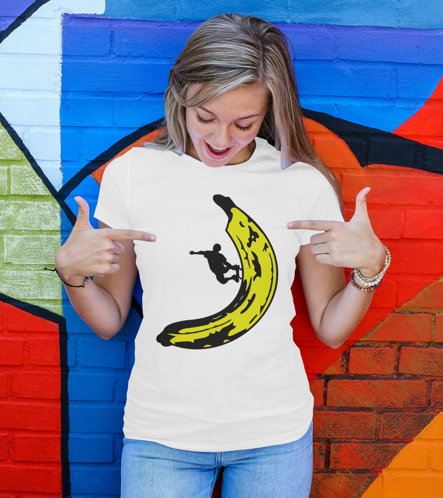 Banana Shaped Skateboard Ramp With Silhouette Skater Jumping T-Shirt