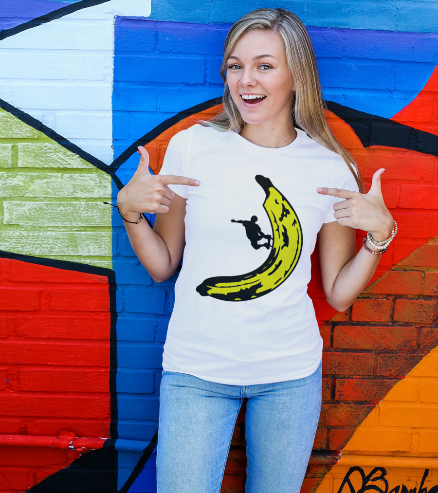 Banana Shaped Skateboard Ramp With Silhouette Skater Jumping T-Shirt