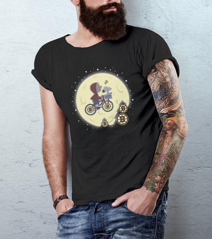 Halloween Boston Bruins E.t. Crossover With Moon And Bicycle Ride T-Shirt