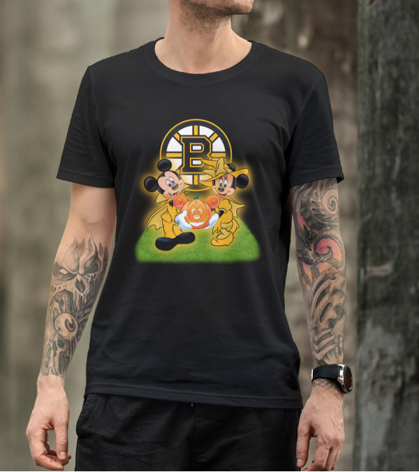 Boston Bruins Halloween Mickey And Minnie With Pumpkin T-Shirt