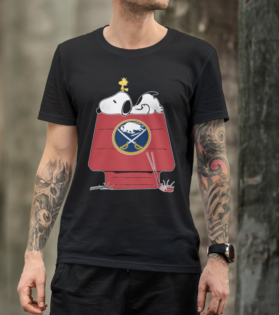 Snoopy Buffalo Sabres Hockey Doghouse Woodstock Nhl Peanuts T-Shirt