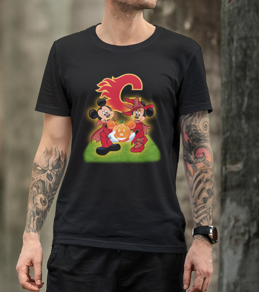 Calgary Flames Mickey And Minnie Halloween Pumpkin T-Shirt