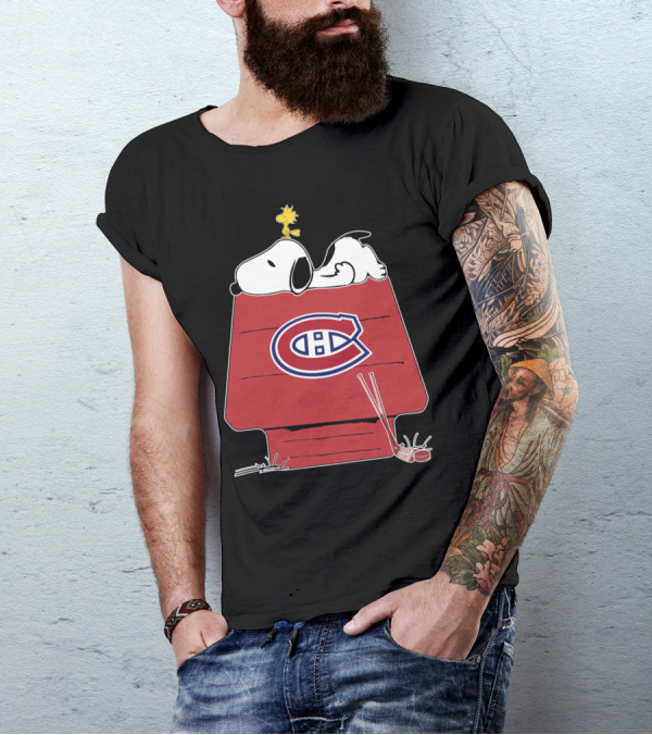 Snoopy And Woodstock With Montreal Canadiens Logo On Doghouse With Hockey Stick T-Shirt