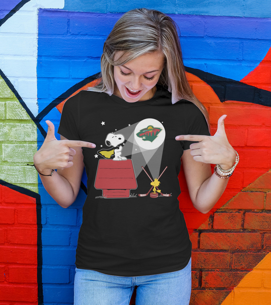 Snoopy And Woodstock With Minnesota Wild Logo Moonlight T-Shirt