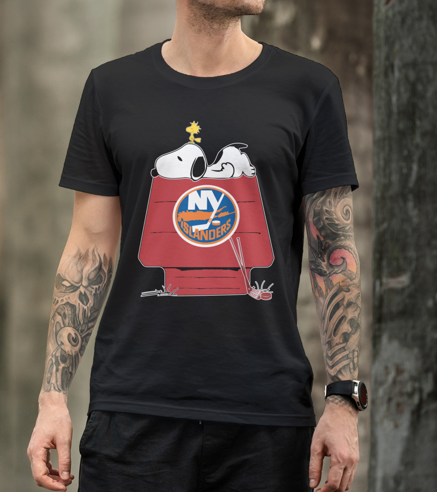 Snoopy Woodstock New York Islanders Peanuts Nhl Hockey Mashup T-Shirt