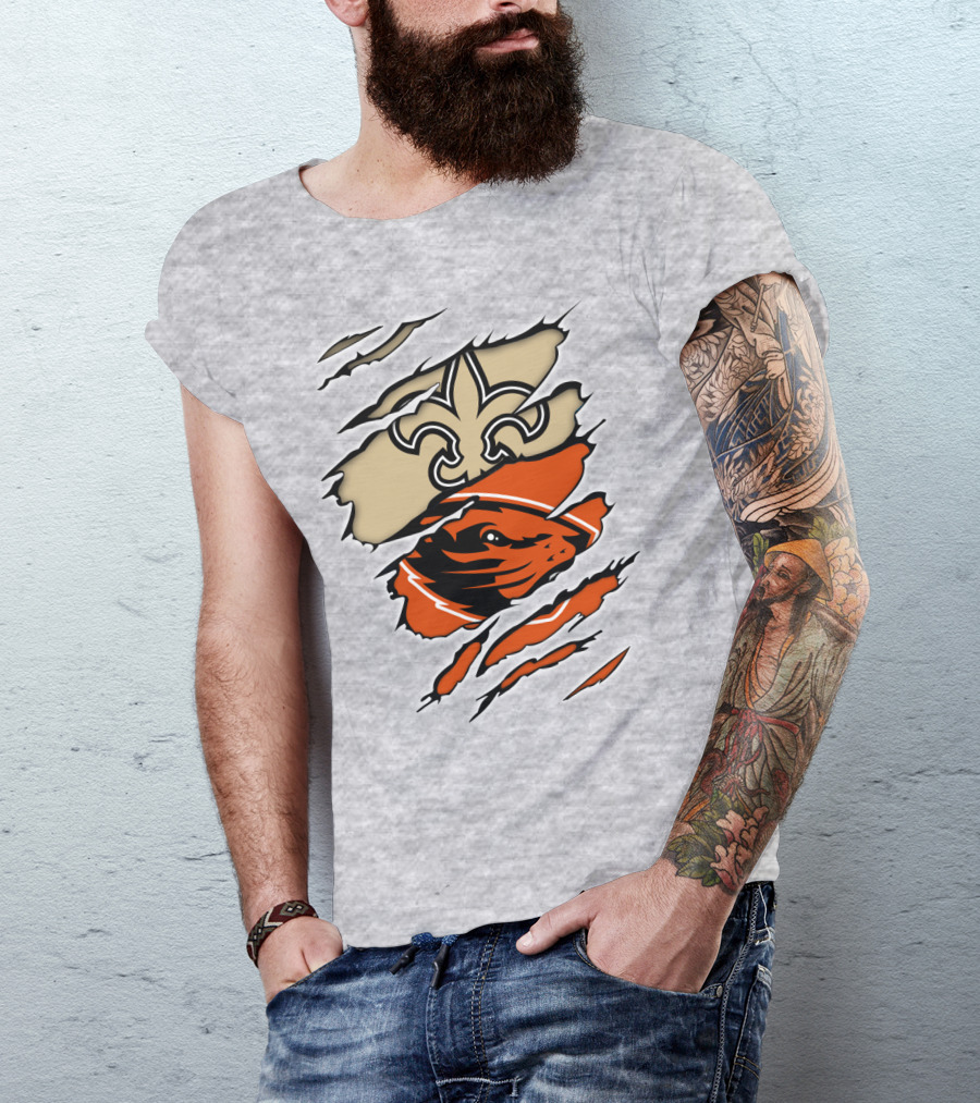Saints Fleur-de-lis And Beavers Mascot Ripped T-Shirt