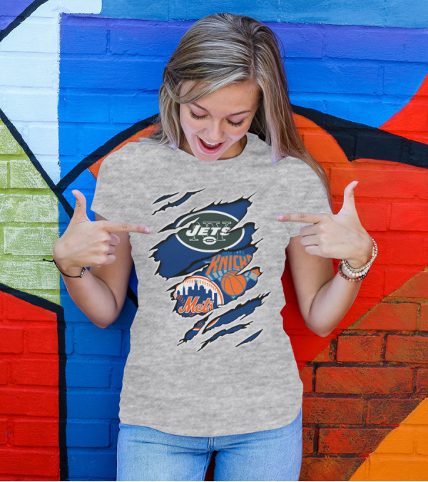 New York Jets Mets Knicks Logo Fusion NFL MLB NBA Team Pride T-Shirt