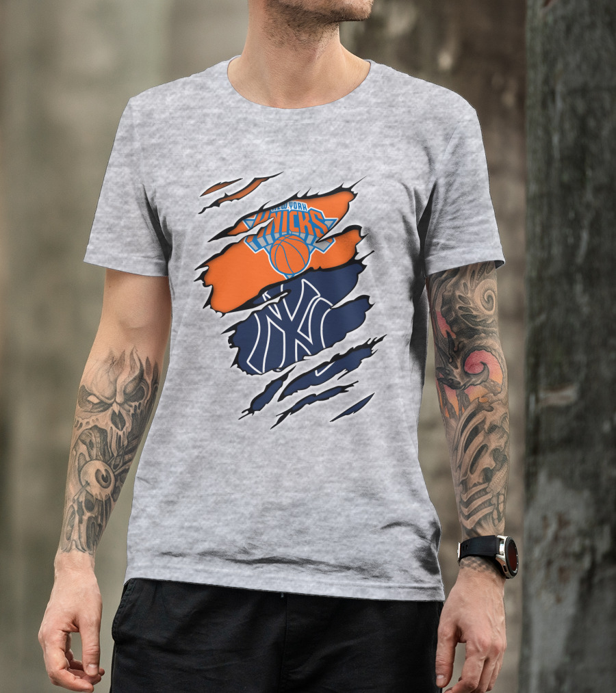 New York Knicks Yankees Torn Logo Fusion T-Shirt