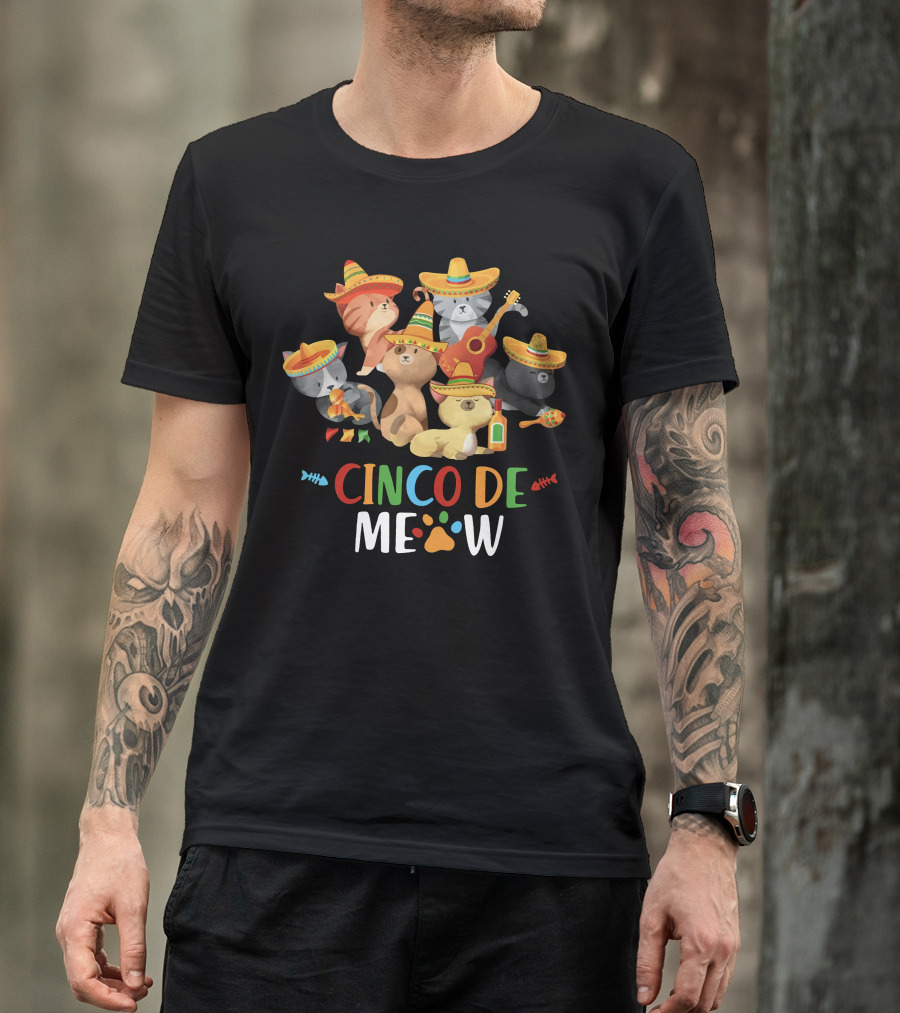 CINCO DE MEOW Sombrero Cats With Guitar And Maracas T-Shirt
