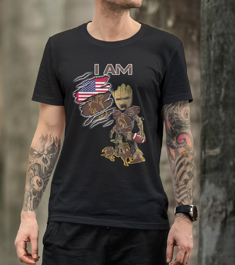 I Am Wyoming Baby Groot American Flag Cowboy Football Player T-Shirt