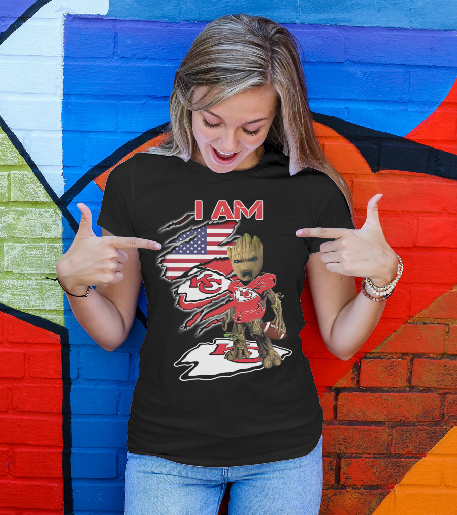 I Am Kc Chiefs Groot American Football Fan Usa Flag T-Shirt