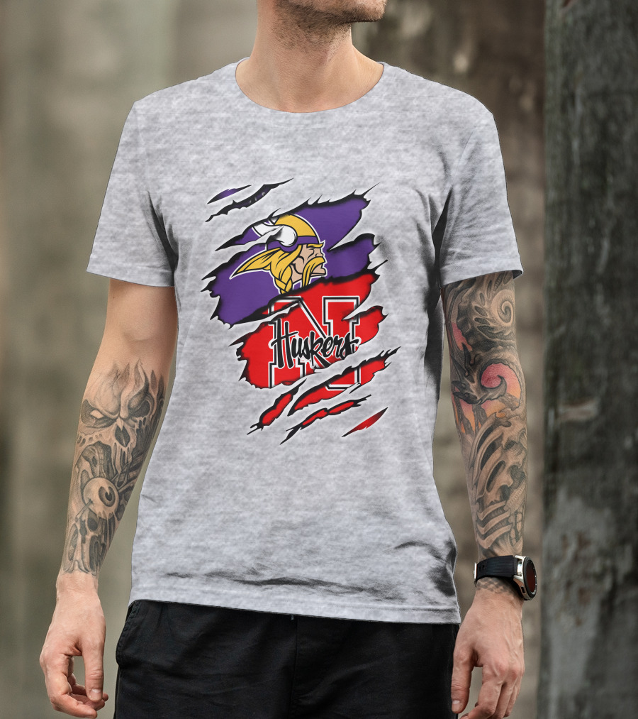 Vikings Huskers Claw Marks Logo Fusion T-Shirt